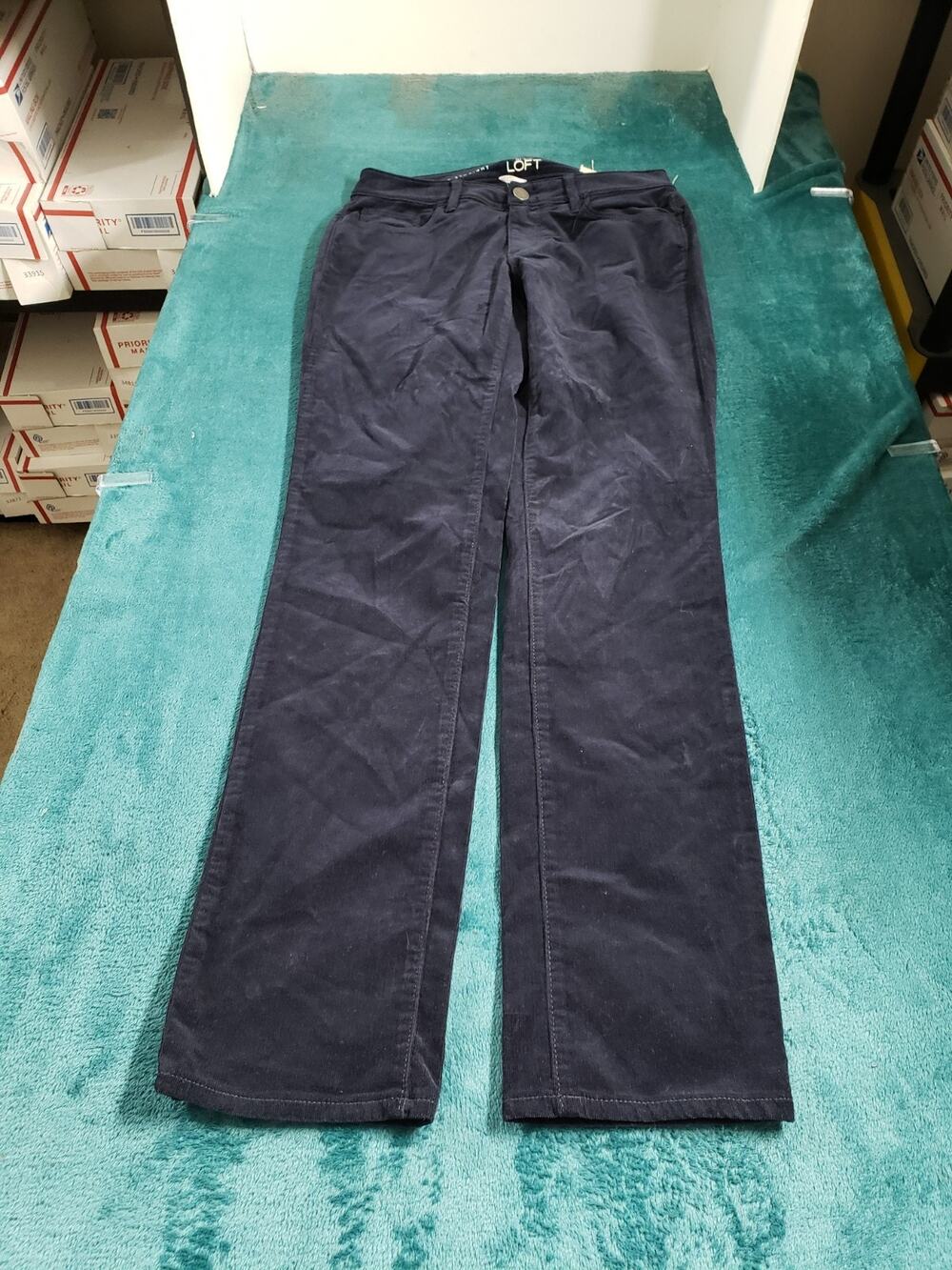 Loft Jeans Size 4 Womens Black Pants Ladies Corduroy Mid Rise Curvy Straight NWT